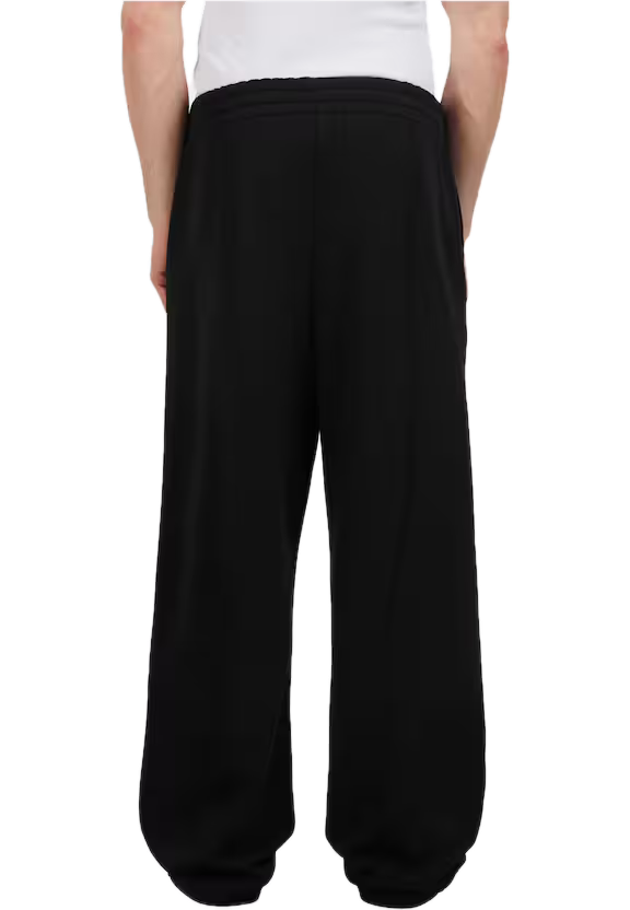 Signature Straight Leg Sweatpant