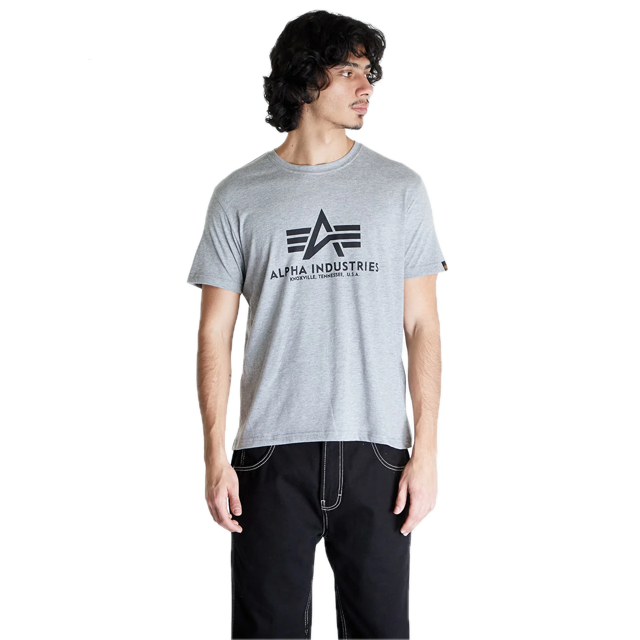 Basic T-Shirt