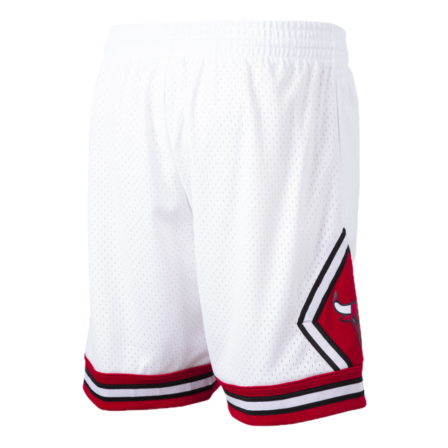 Bulls Short White