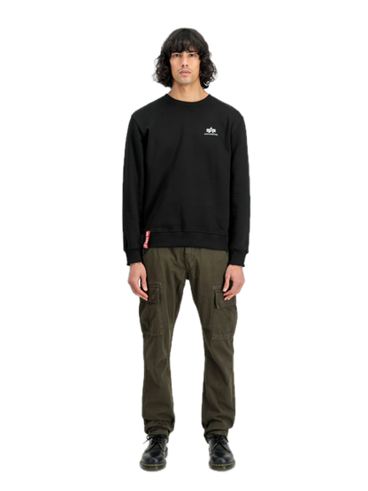 Pull basique petit logo