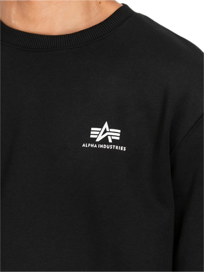 Pull basique petit logo