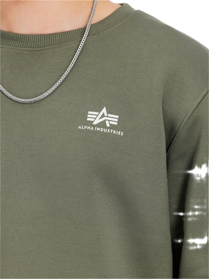 Pull basique petit logo