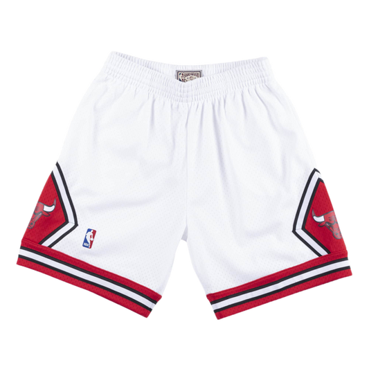 Bulls Short White