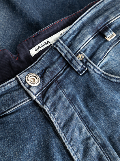Alex Cropped Nham RS2