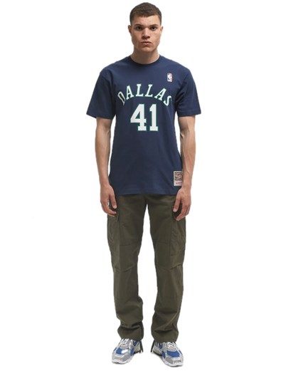 Nowitzki Tee